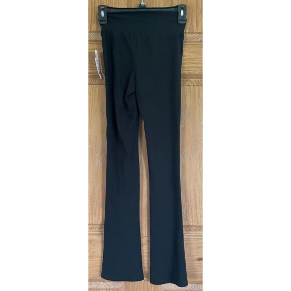 NWT Wild Fable Size XXS Black Flared Split Hem Leggings/Yoga Pants Inseam 31” - Picture 1 of 3